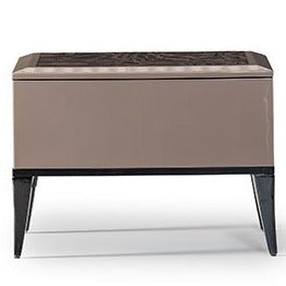 Bently éjjeliszekrény