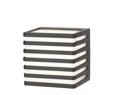 Kültéri fali lámpa 10w 1000lm CCT.kap IP54 Fekete 110x100x110mm 3év