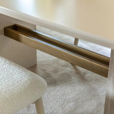 Dante étkezőasztal ekrű