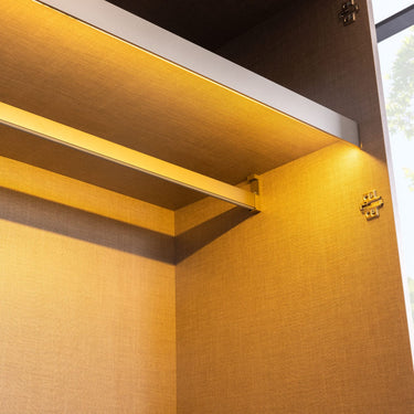 Panamera 2 ajtós gardróbszekrény bézs