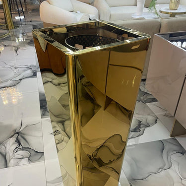 LINEAR GOLD váza arany (kiállított)