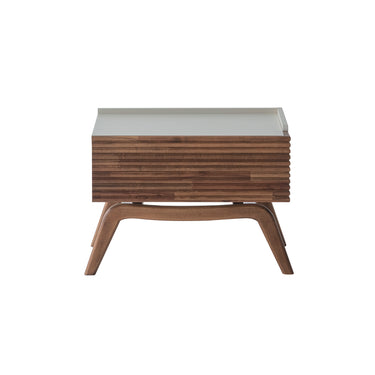 Benntl éjjeliszekrény