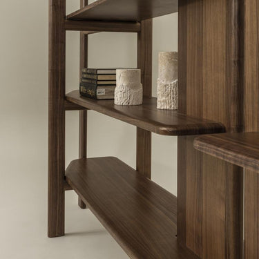 Atlas könyvespolc mogyoróbarna